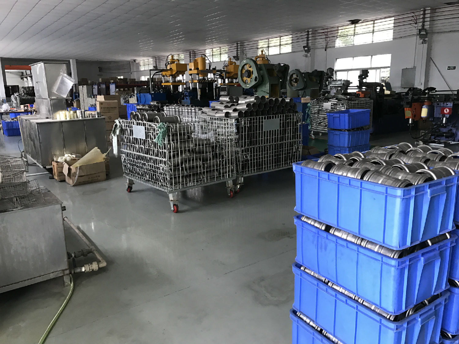 广东荣耀体育app官网-荣耀体育(中国)
管业品牌双卡压式管件生产车间3